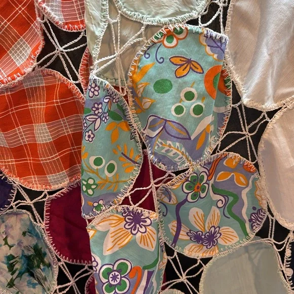 Yo yo Quilt top VTG fabric 63” x 94” crochet bed cover wall hanging art granny - Picture 11 of 15